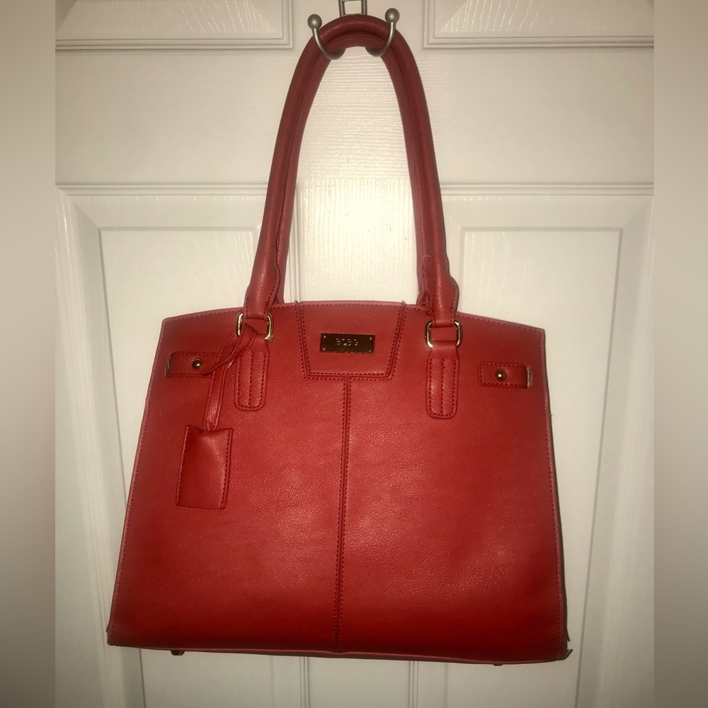 🌞 BCBG MAXAZRIA coral red bag, vegan leather 🌞